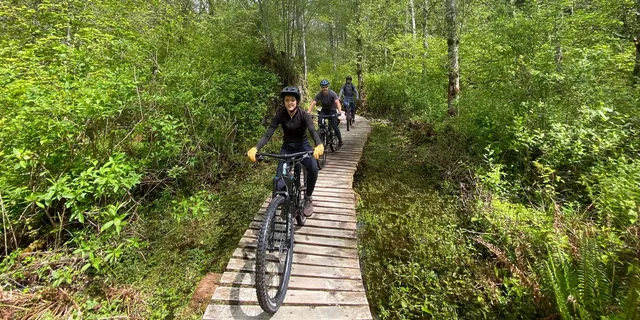 Seattle Mountain Bike Tour in Cascade Foothills - Image 5