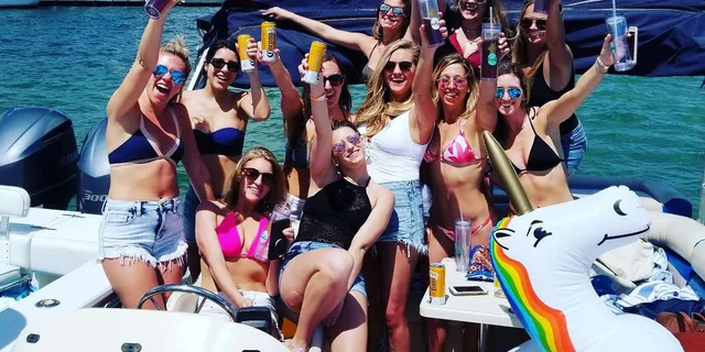 Fort Lauderdale Private Pontoon Boat Tour - Image 6
