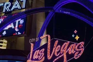 Las Vegas L.A. Comedy Club at The STRAT 1.5 hr thumbnail 1