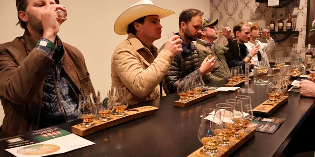 Nashville Beer, BBQ, and Bourbon Bus Tour - Image 1