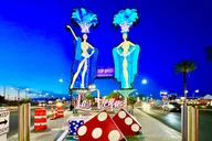 Las Vegas Arts District Walking Tour thumbnail 2