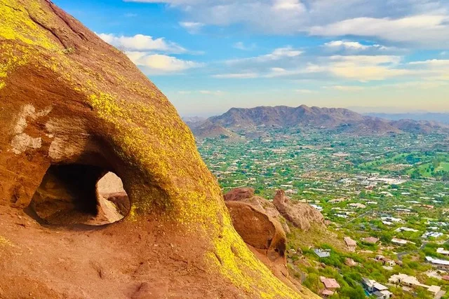 Phoenix Camelback Mountain Guided Hike - Image 6