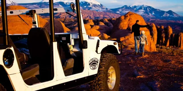 Moab Hummer Adventure Hell's Revenge Trail 2 hr - Image 6