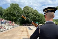 Arlington Cemetery Walking Tour: Kennedy Memorials & Guard Ceremony thumbnail 5