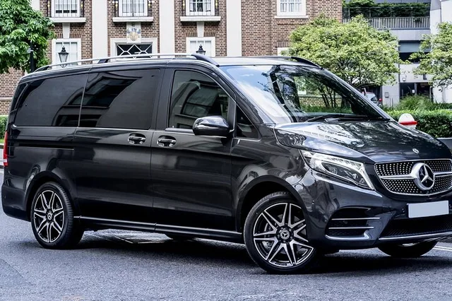 Washington Private Airport Transfer in Van/SUV - Image 3