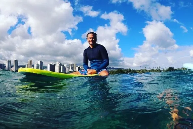 Waikiki Surf Lesson - Image 5