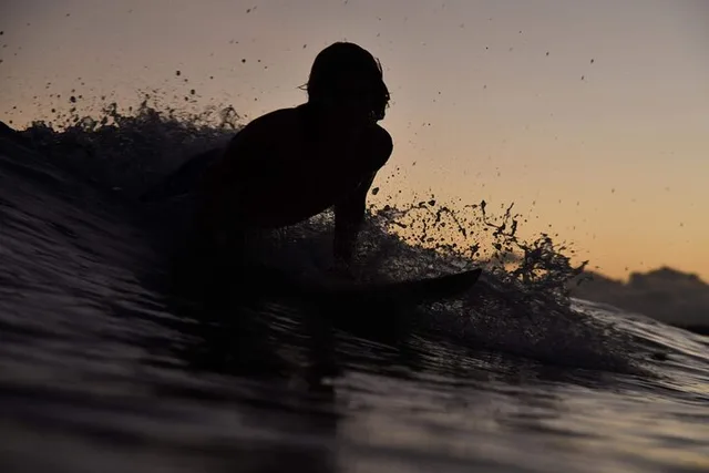 Huntington Beach Surf Lesson - Image 2