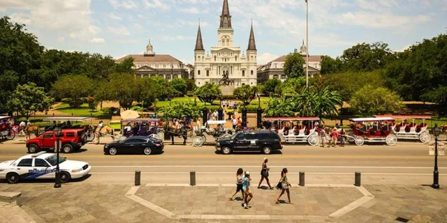 New Orleans Private Custom Walking Tour - Image 4