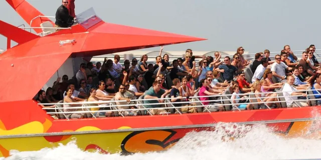 Chicago Speedboat Architecture Tour 75 min - Image 6