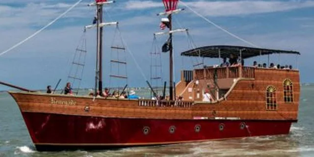 Myrtle Beach Pirate Cruise Adventure - Image 1