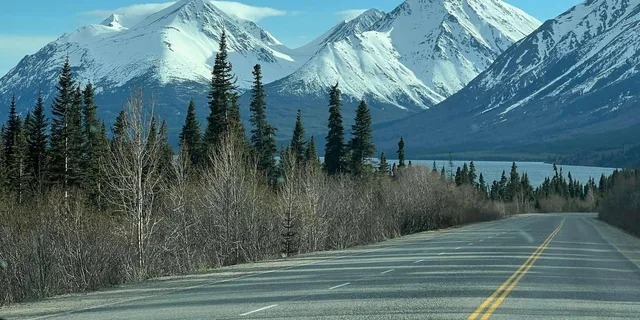 Skagway Yukon Discovery Tour 6 hr - Image 1