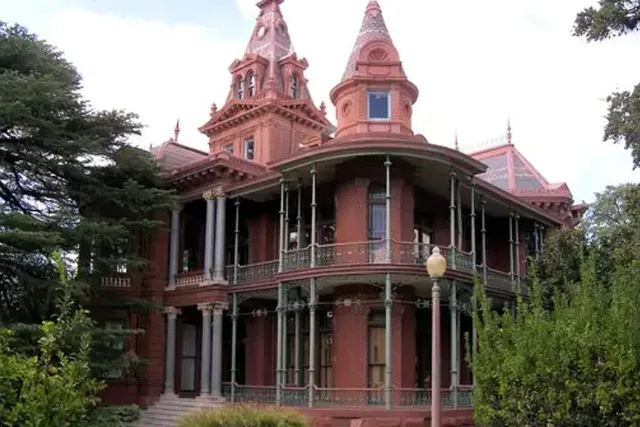 Austin Ghosts Walking Tour - Image 6