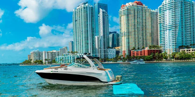 Miami Private Boat Cruise - Image 4