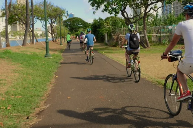 Honolulu Private Bike Tour - Image 3