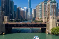 Chicago Sightseeing River and Lake Cruise thumbnail 3