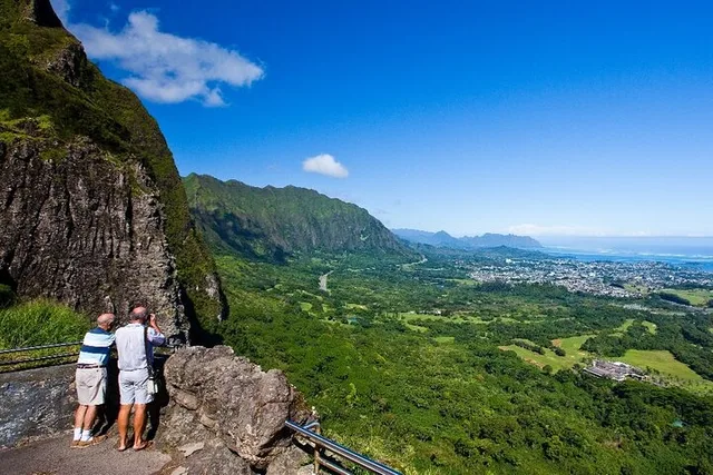 Oahu North Shore & Waimea Waterfall Tour - Image 3