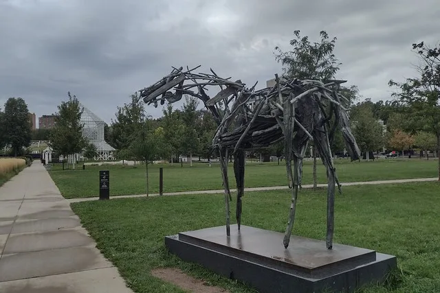 Minneapolis Sculpture Garden Self-Guided Walking Tour - Image 5