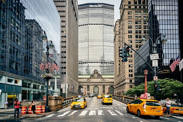 New York Gossip Girl Movie Locations Private Tour - Image 1