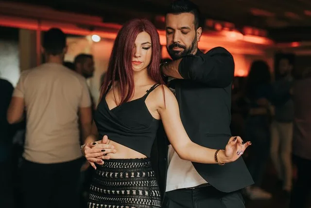 Miami Salsa Dance Experience - Image 6