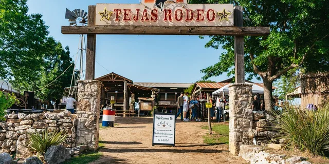 Bulverde Rodeo Experience - Image 2