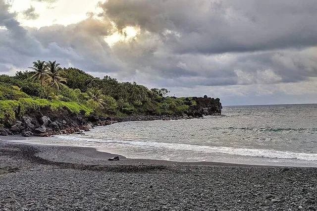 Maui Hana Private SUV Tour - Image 3