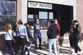 Chicago Brewery Walking Tour in Malt Row