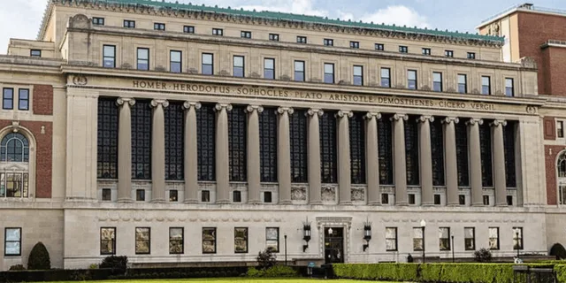 New York Columbia University Guided Campus Tour - Image 5