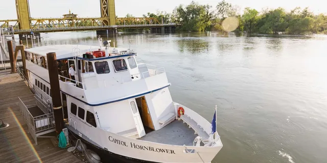 Sacramento River Cruise with History Guide - Image 4