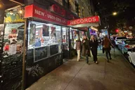 New York West Village Night Walking Tour thumbnail 3