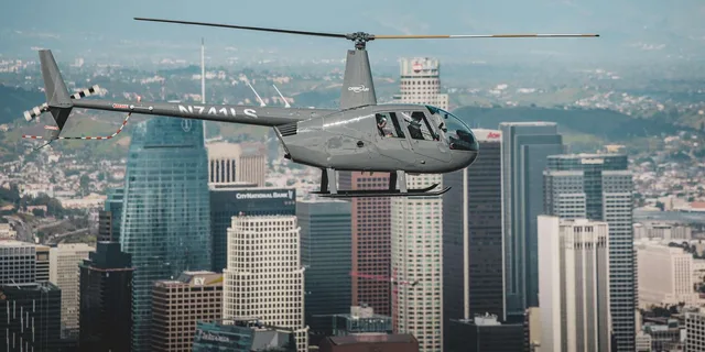 Los Angeles Helicopter Tour Over Hollywood & Downtown - Image 6