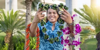 Kahului Airport Lei Greeting