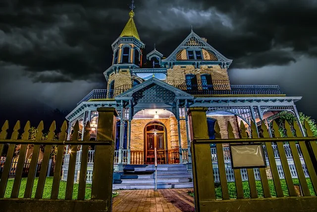 Phoenix Ghost Tour - Image 2
