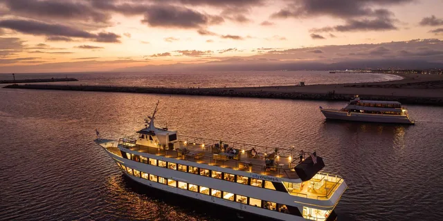 Marina del Rey Christmas Eve Buffet Cruise - Image 2