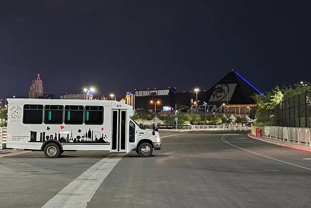 Las Vegas City Introduction & Photo Tour - Image 1