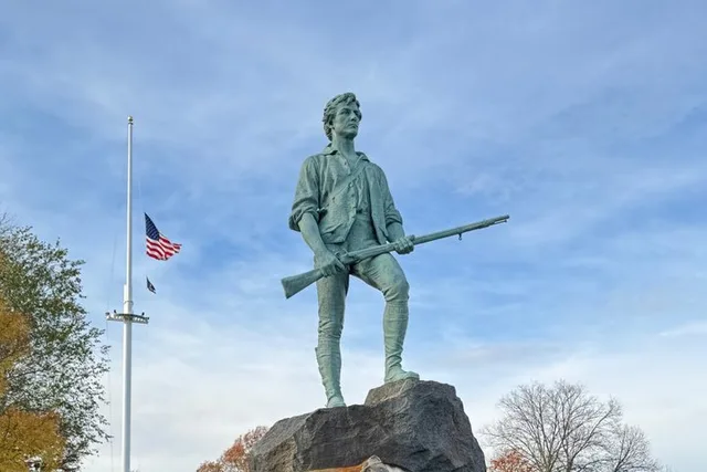 Boston Lexington and Concord Private Car Tour 3 hr - Image 4
