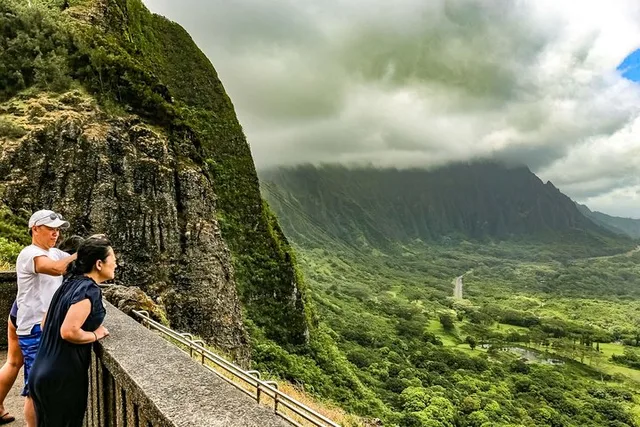 Oahu Private Tour with USS Arizona Memorial - Image 3