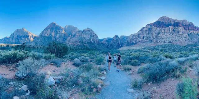 Las Vegas Red Rock Sunset Tour - Image 6