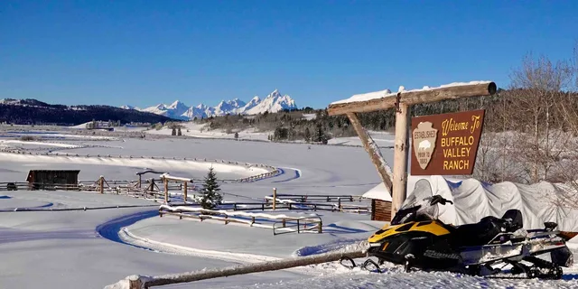 Jackson Hole Snowmobile Tour in Bridger-Teton - Image 2