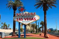 Las Vegas Strip Sightseeing Tour with Photo Stops thumbnail 3