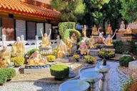 Los Angeles Hindu Temple and Buddhist Monastery Tour thumbnail 1