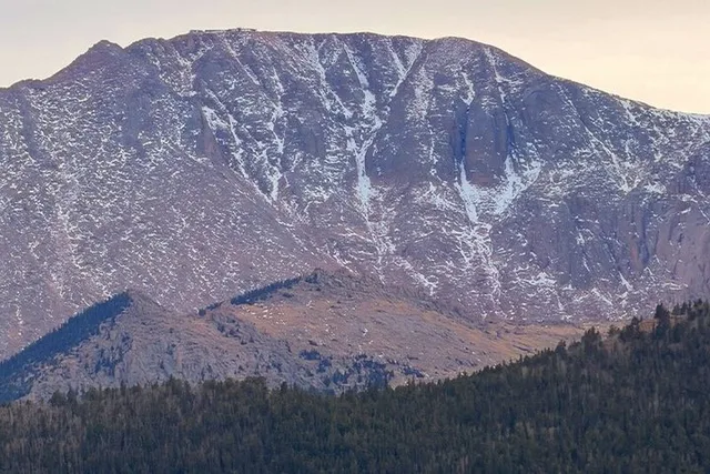 Colorado Springs Private Tour of Pikes Peak and Garden of the Gods - Image 3