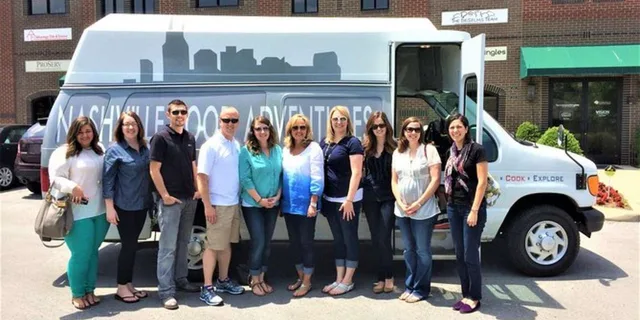 Nashville Food and Sightseeing Van Tour - Image 3