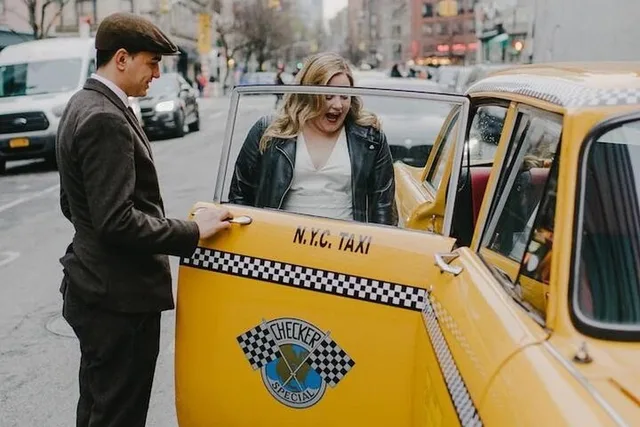 New York City Vintage Taxi Tour - Image 6