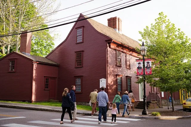 Newport Walking Tour - Image 3