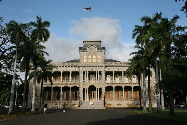 Honolulu Scavenger Hunt: Royal Views - Image 6