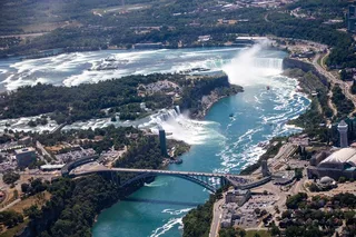 Niagara Falls Helicopter Day Trip from Manhattan