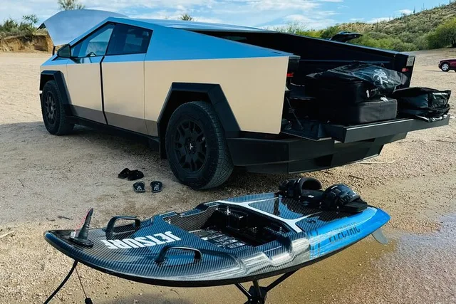 Phoenix Tesla Cybertruck and Jetsurf Adventure - Image 5