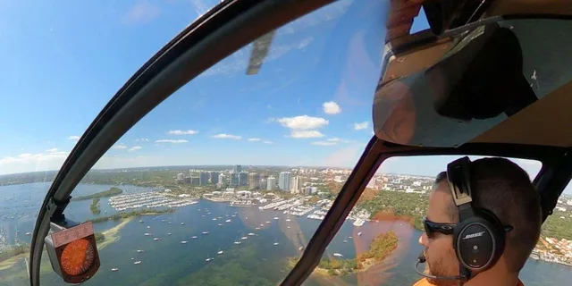 Miami Helicopter Tour with French Guide 30 min - Image 1