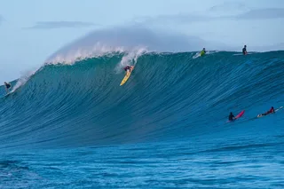 Oahu Surf Lesson with Local Big Wave Rider 90 min