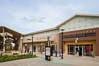 Chicago Shopping Tour to Premium Outlets